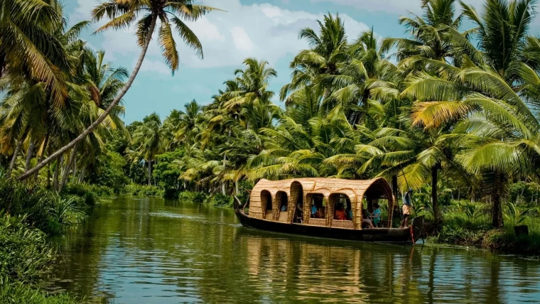Kerala India Luxury Wellness Experiences
